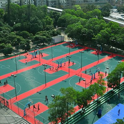 Buen precio Weather Resistant Outdoor Basketball Court Tiles Polypropylene Material With Multi Color en línea