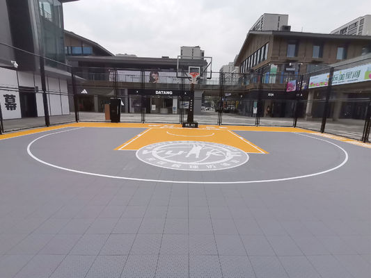 Buen precio Tejas coloridas de polipropileno copolímero PP/TPV para suelos deportivos en línea