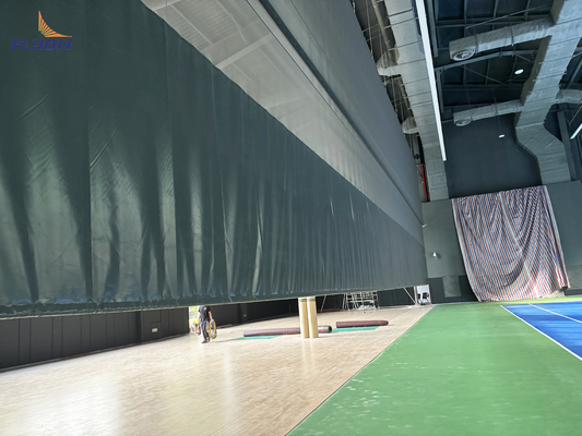 Buen precio Cortina divisoria de tela de alta resistencia para áreas deportivas interiores y exteriores en línea
