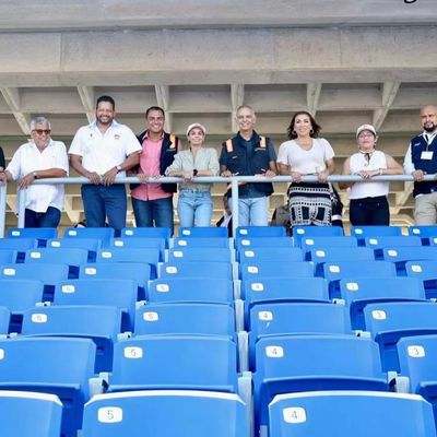 Extremidad encima del estadio plástico que asienta la prueba de fuego ULTRAVIOLETA anti antienvejecedora