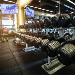 Buen precio ODM de goma reciclado antiusura del centro de aptitud del GIMNASIO de Mat Tiles For del suelo en línea