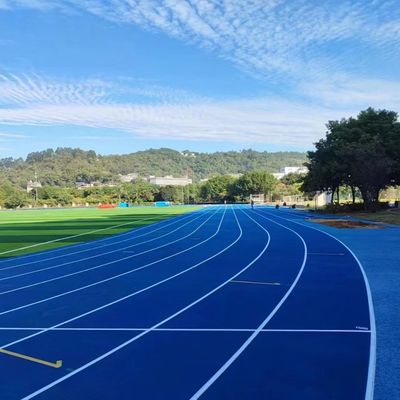 Buen precio IAAF aprobó la pista corriente de goma con el sistema de capa de espray Eco amistoso en línea