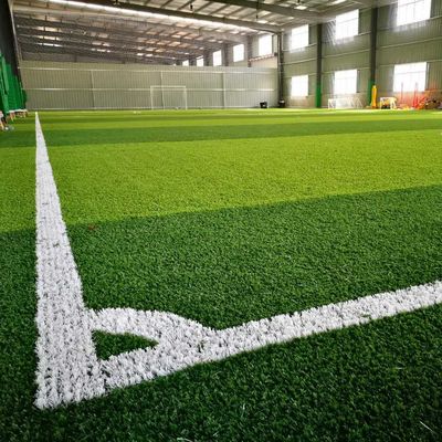 Buen precio 25m X 4m Tamaño Verde / Personalizado Hierba artificial sintética Optimo rendimiento en línea