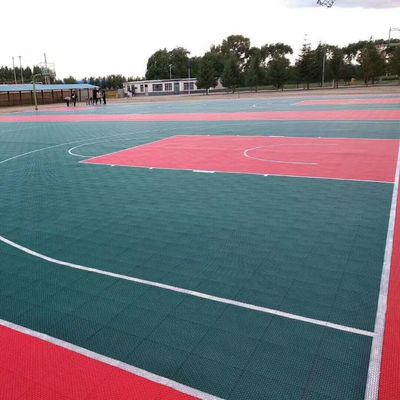Buen precio 15 mm de espesor azulejos de PP suelo deportivo fácil montaje y rendimiento duradero en línea