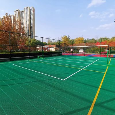 Buen precio 15 mm de espesor azulejos de PP para pisos deportivos cartón embalaje cantidad mínima de pedido 500pcs en línea