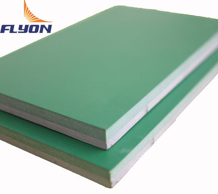 Buen precio 20kg/Tambor PU suelo deportivo con 29% de valor de rebote y 1000 * 1000mm tamaño en línea